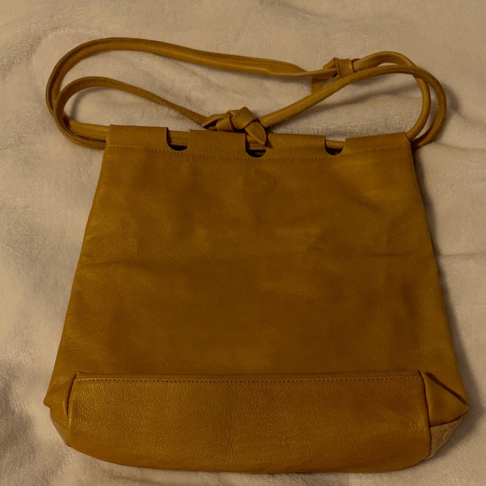 Arcadia Tan Floral Shoulder Bag - Picture 5 of 8